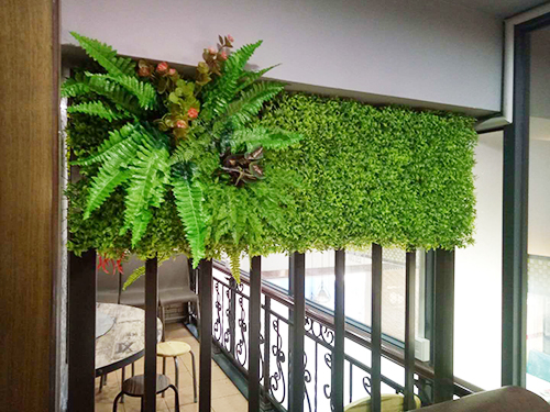 绿雕餐厅仿真植物墙工...